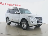 Mitsubishi Pajero 2020