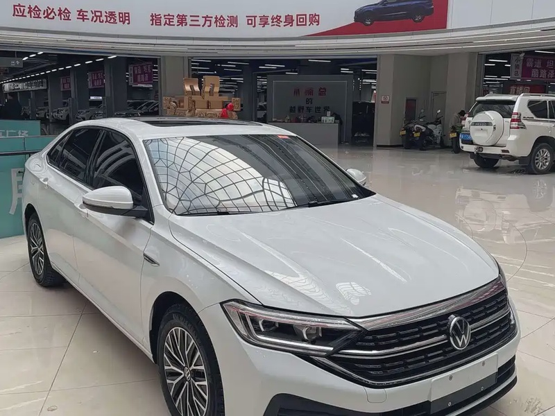Volkswagen Sagitar