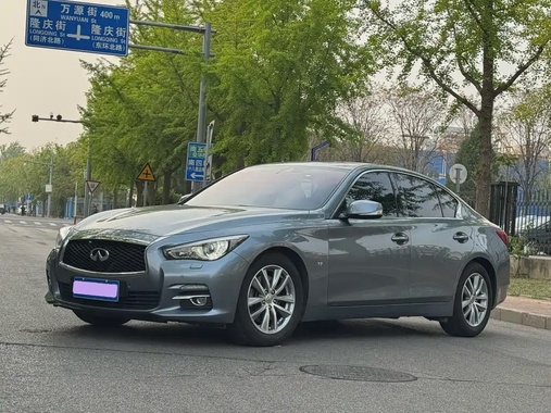 Infiniti Q50 2015