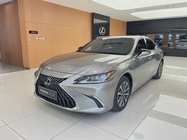 Lexus ES 2024