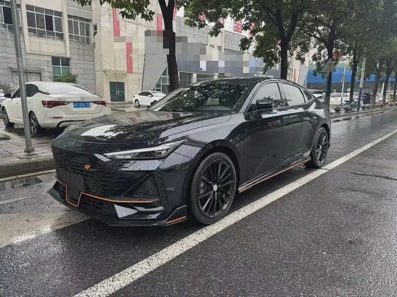 Changan UNI-V