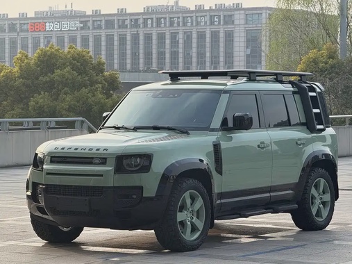Land Rover Defender 2023