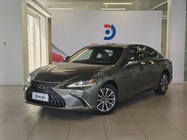 Lexus ES 2022