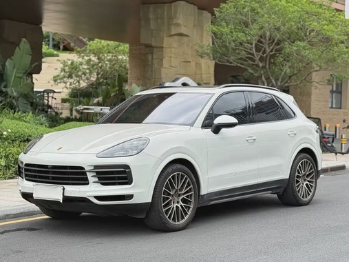 Porsche Cayenne 2022