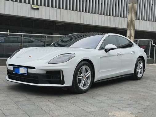 Porsche Panamera 2024