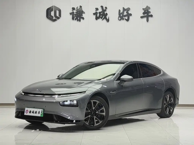 XPeng P7