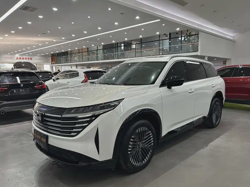 Nissan Teramont 2024