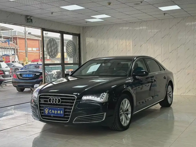 Audi A8