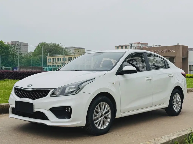 Kia K2