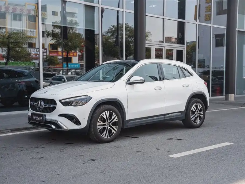 Mercedes-Benz GLA-Class