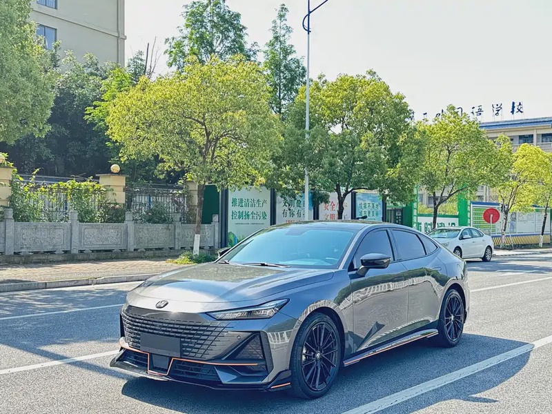 Changan UNI-V