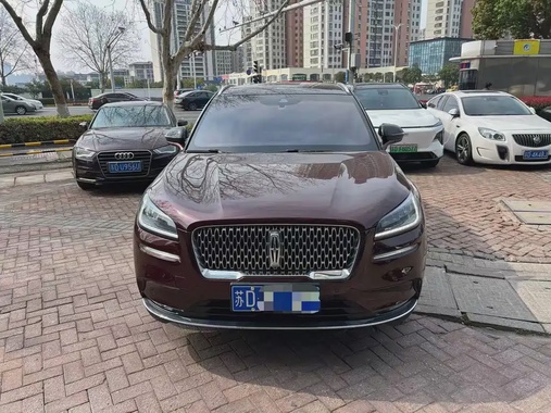 Lincoln Corsair 2020