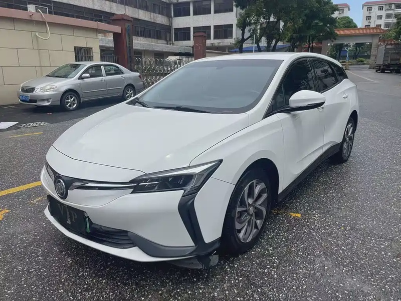 Buick Velite 6