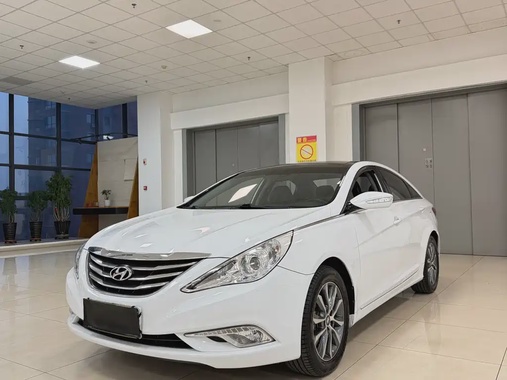 Hyundai Sonata 2013