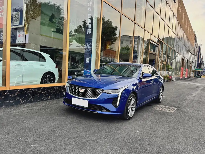 Cadillac CT4