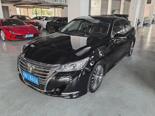 Toyota Crown 2019