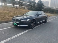 Volvo S90 2022
