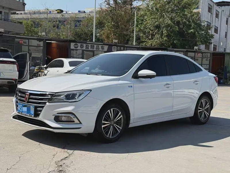 Roewe i5