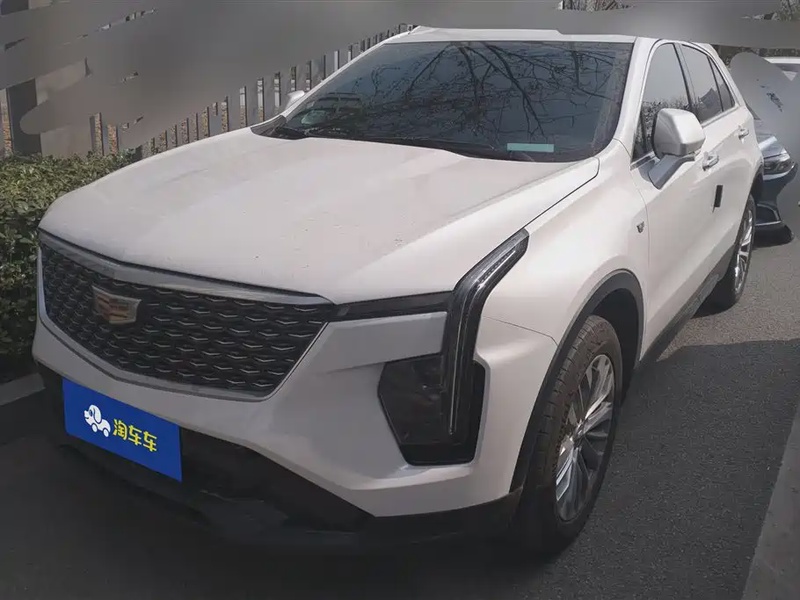 Cadillac XT4