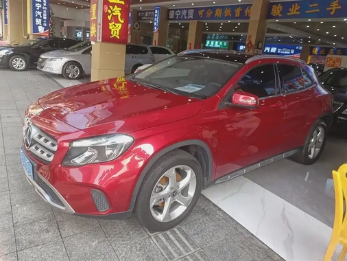 Mercedes-Benz GLA-Class 2020