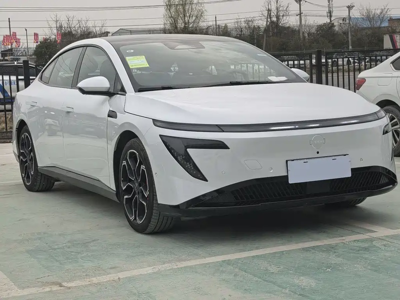 Nissan N7
