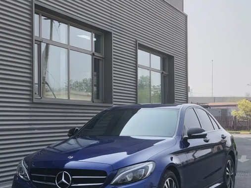 Mercedes-Benz C-Class 2018