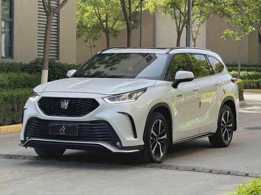 Toyota Crown Kluger 2023