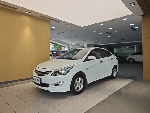 Hyundai Verna 2016