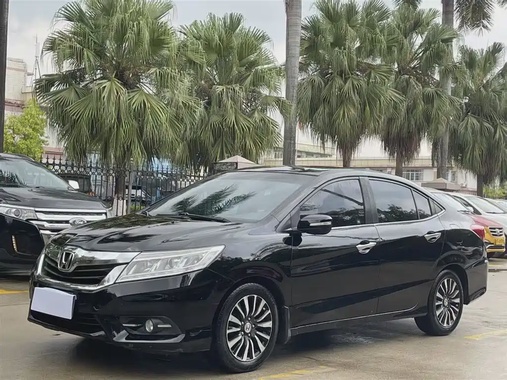 Honda Crider 2015