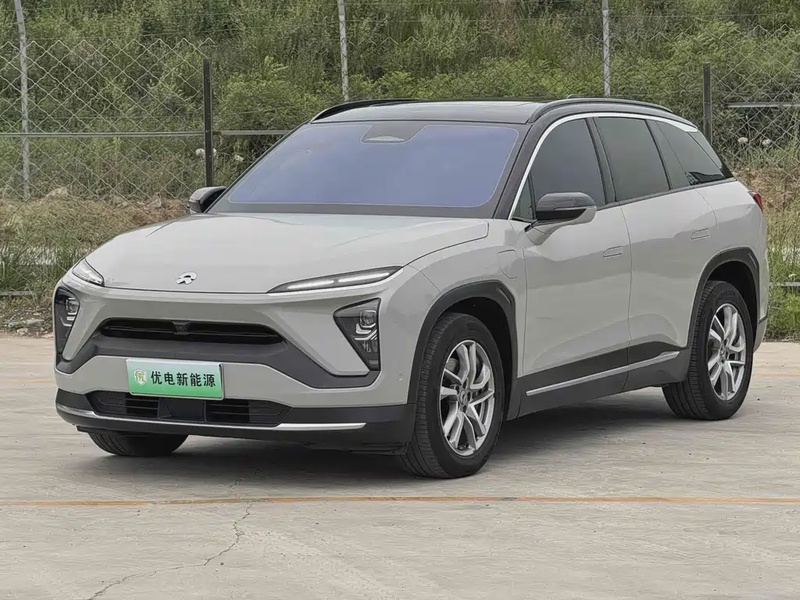 NIO ES6