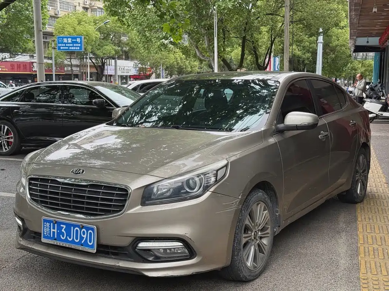 Kia K4