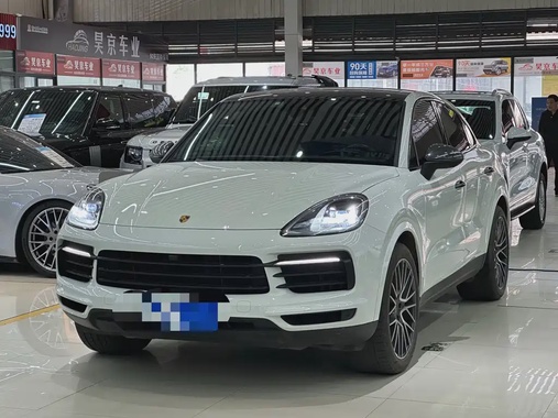 Porsche Cayenne 2022