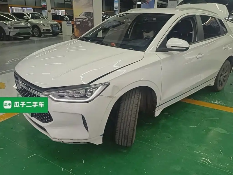 BYD e2