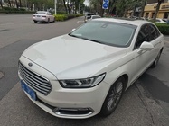 Ford Taurus 2017