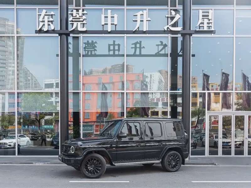 Mercedes-Benz G-Class