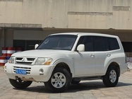 Mitsubishi Pajero 2013