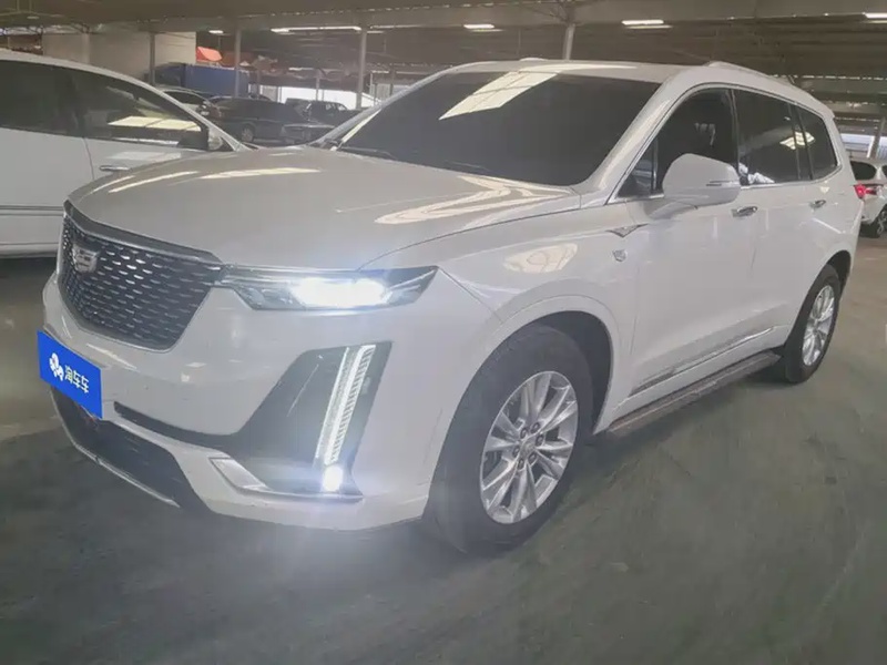 Cadillac XT6