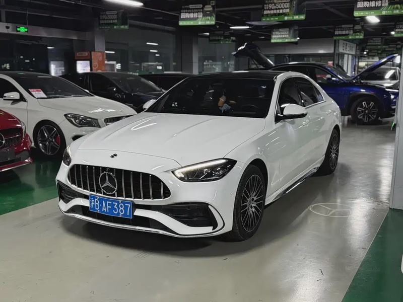 Mercedes-Benz C-Class