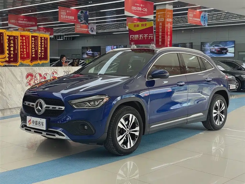 Mercedes-Benz GLA-Class