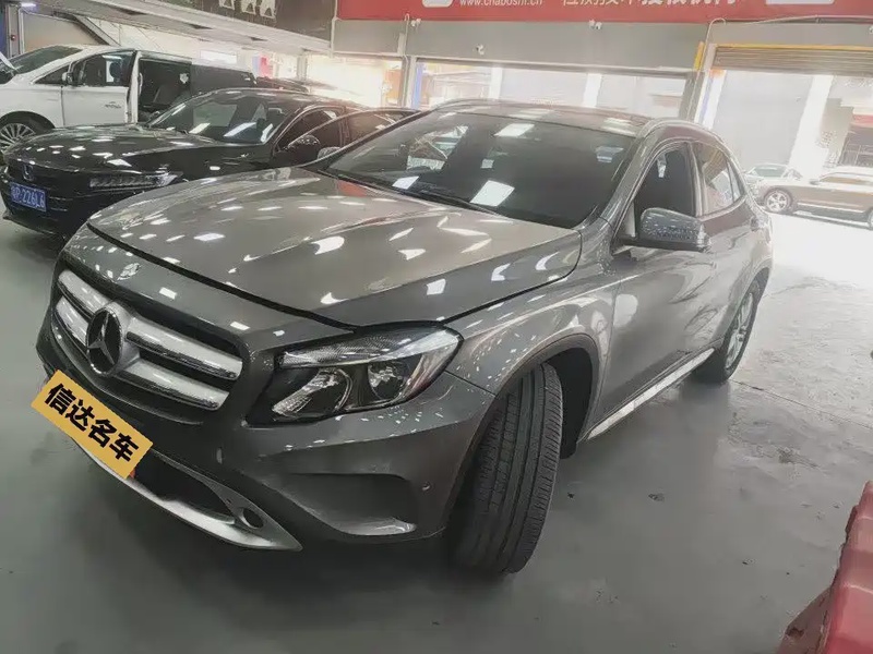 Mercedes-Benz GLA-Class