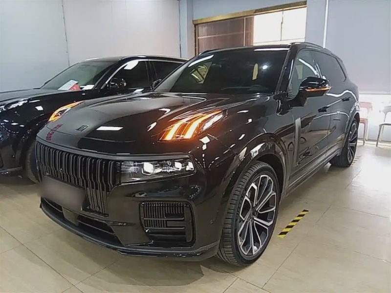Lynk & Co 09