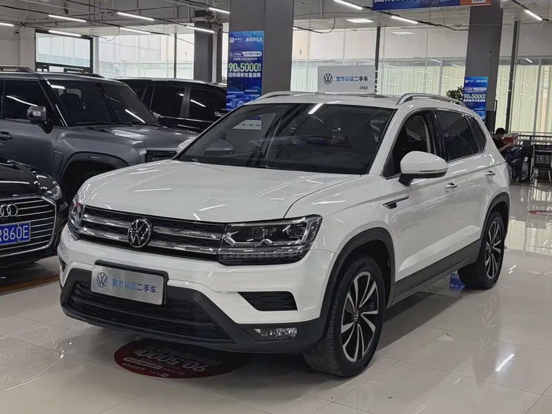 Volkswagen Tharu