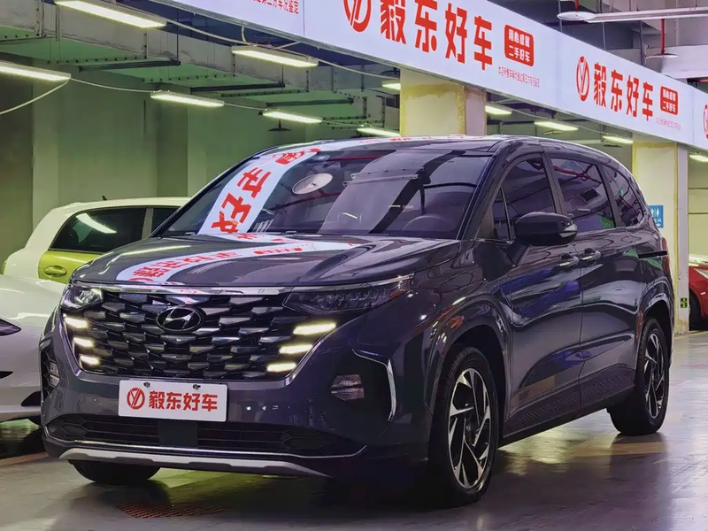 Hyundai Custo