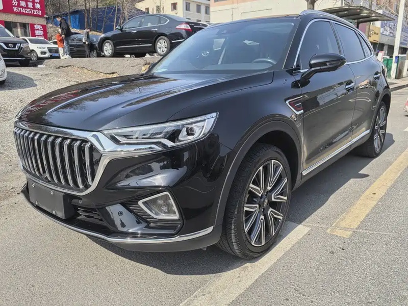 Hongqi HS5