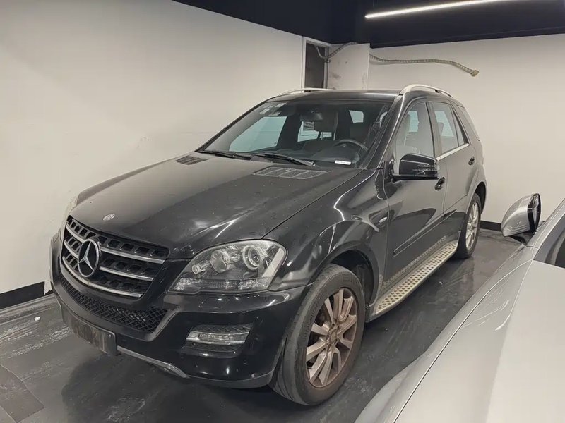 Mercedes-Benz M-Class
