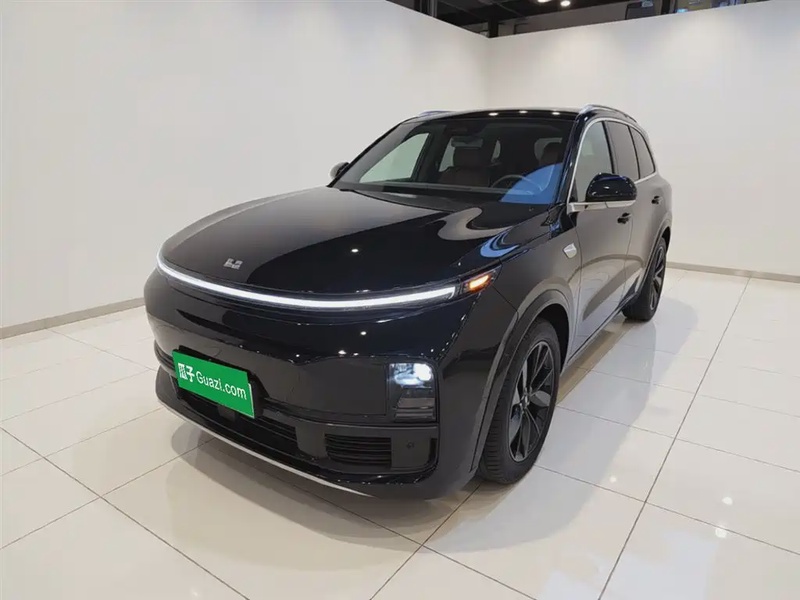 Li Auto L8