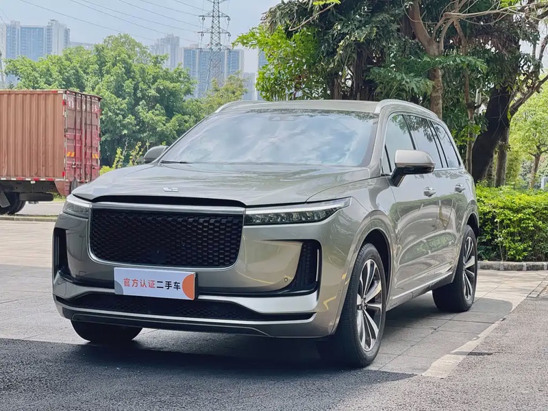 Li Auto ONE