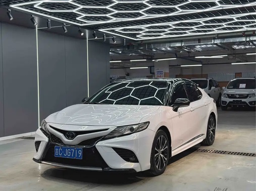 Toyota Camry 2018