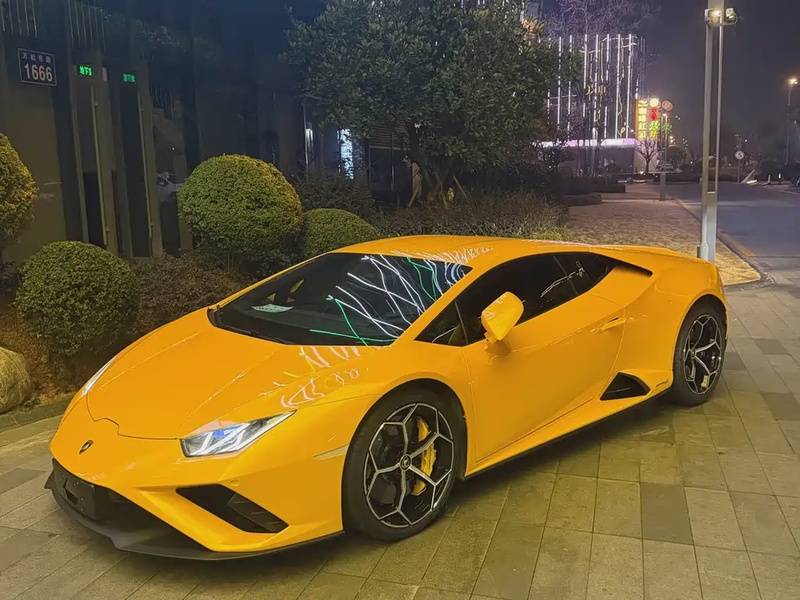 Lamborghini Huracan
