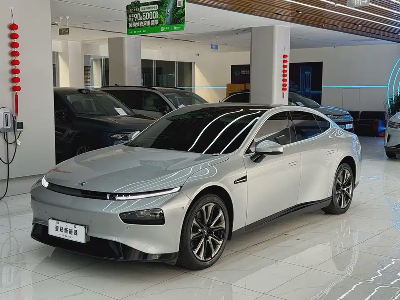 XPeng P7